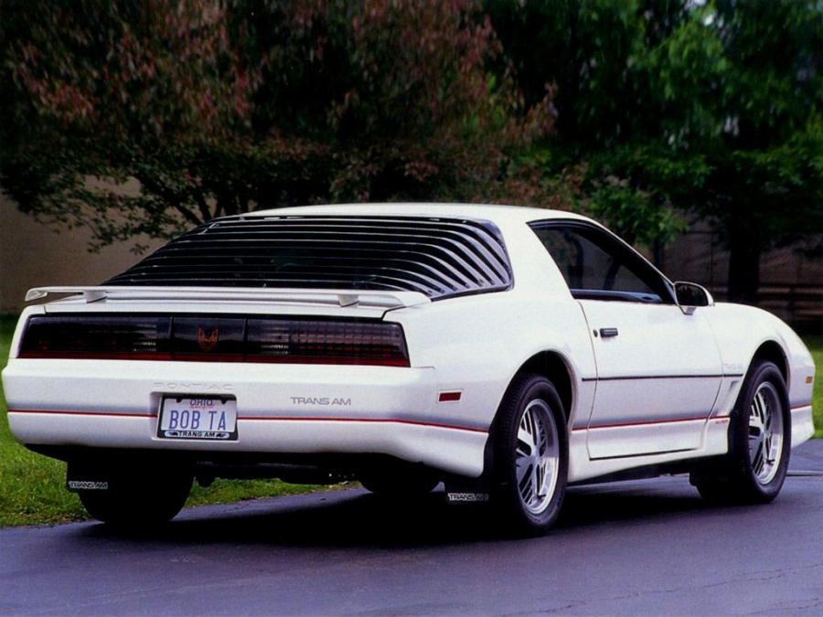  Pontiac Firebird Trans Am 1985 года  (фото 3 из 6)